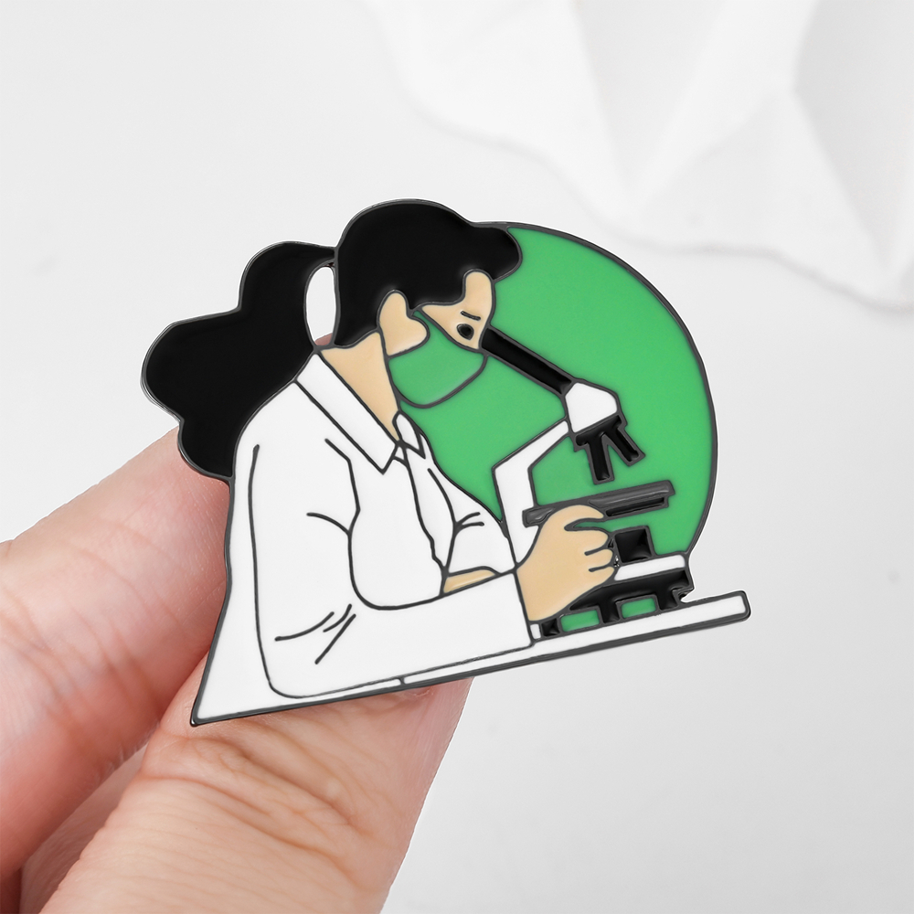 Hanreshe Lab Scientist Enamel  - Medical Lab Logo recensione e prezzo