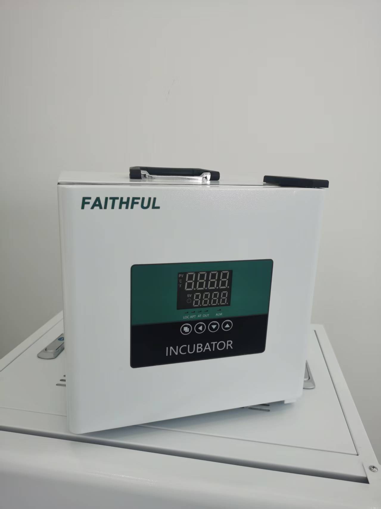 Portable Digital Medical Incub - Medical Lab Microbiology recensione e prezzo